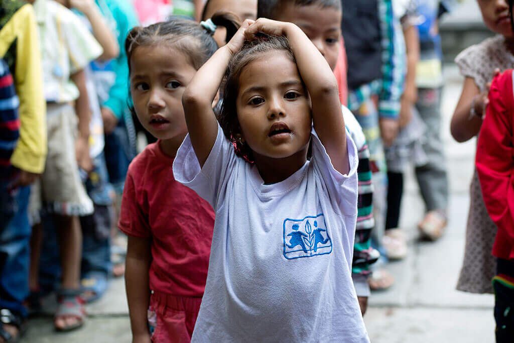 Dos niñas nepalíes