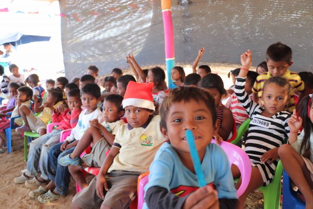 Niños atendido por Aldeas Colombia